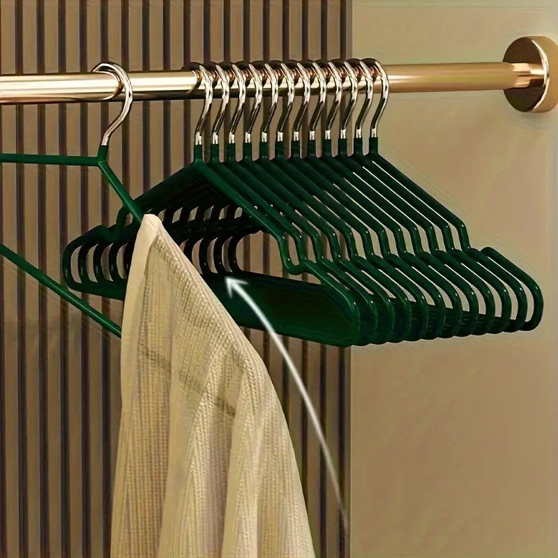 Clothes Hangers 20 Pack with Non-slip Design, Sturdy Heavy Duty Coat Durable Hangers for Coats